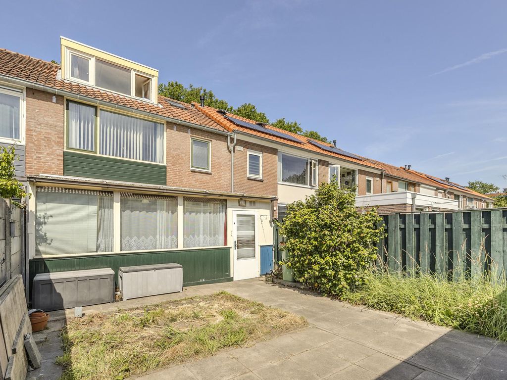 Willem de Bruynstraat 6, Breda