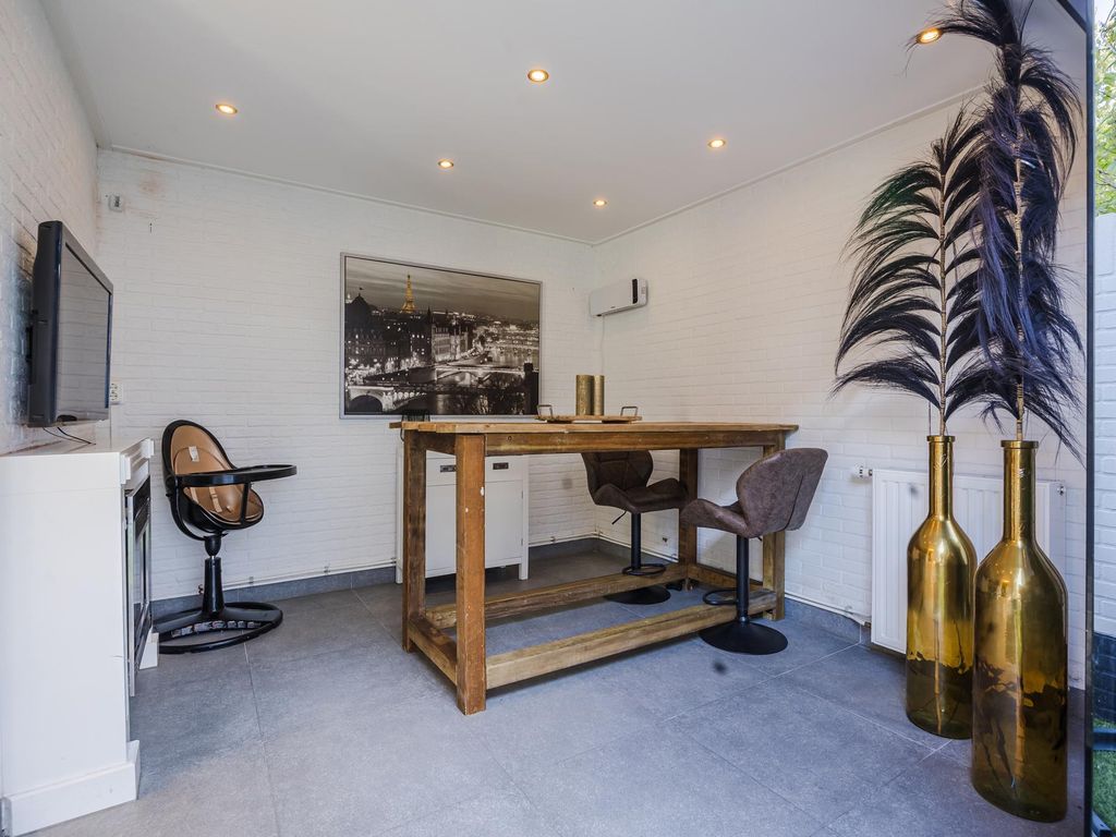 Sirius 92, Oosterhout