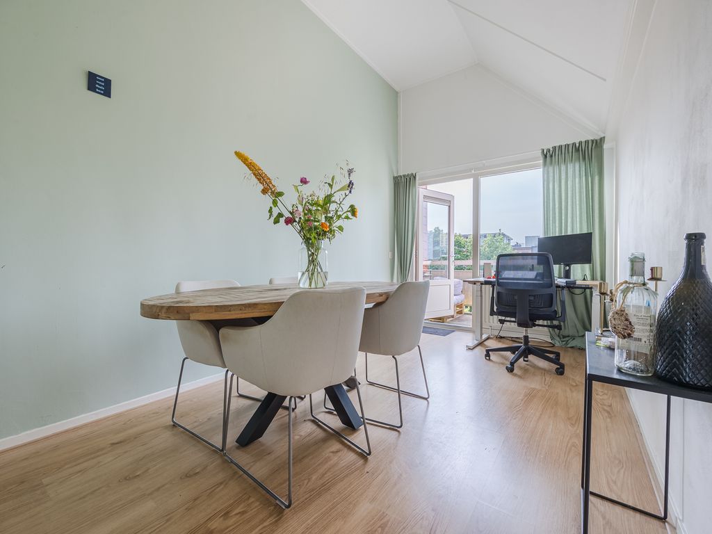 Nijverheidssingel 111, Breda