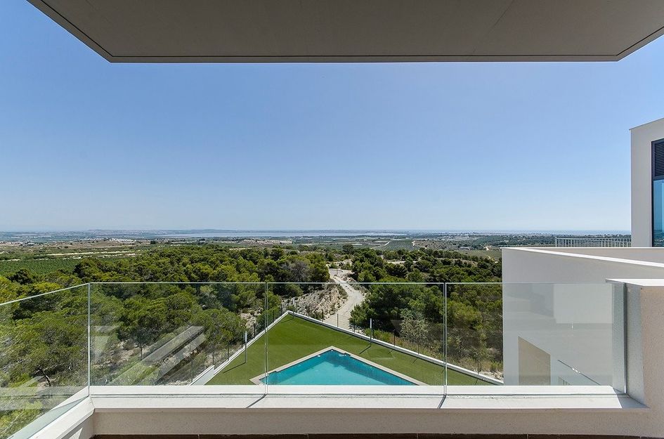 Bungalow in San Miguel de Salinas