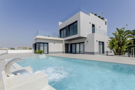 Villa in Dehesa de Campoamor