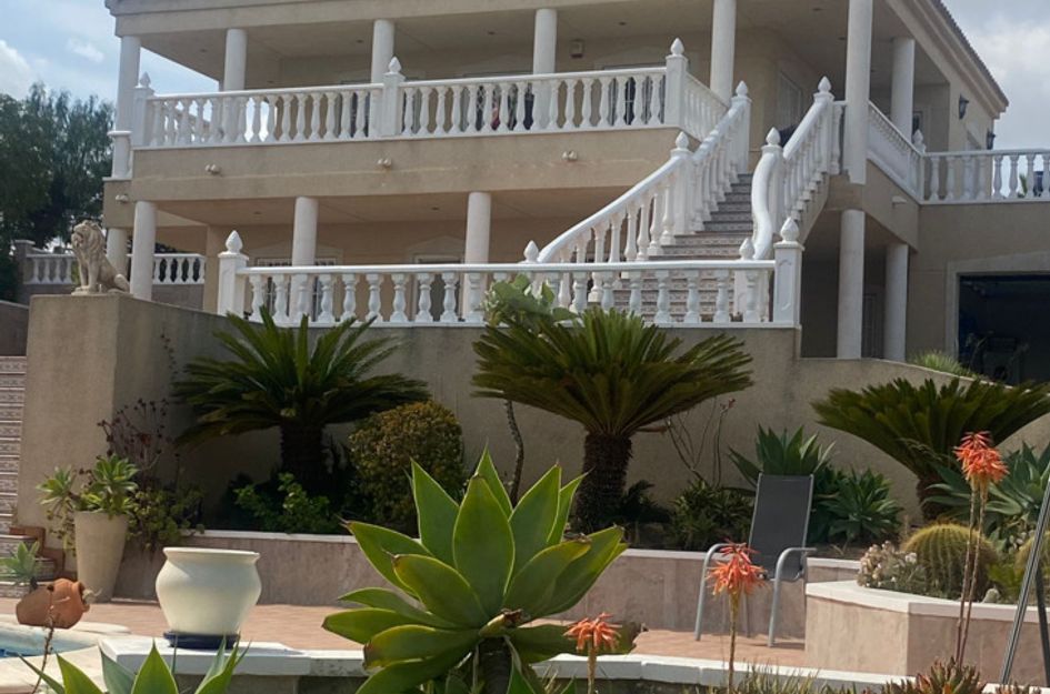 Villa in Castillo de Montemar