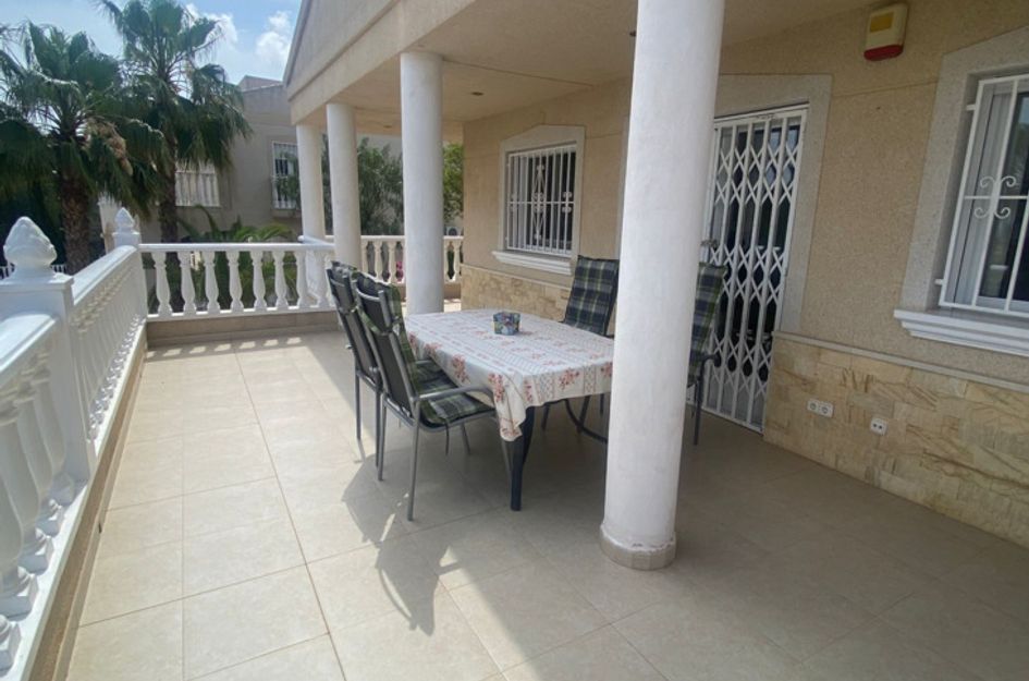 Villa in Castillo de Montemar