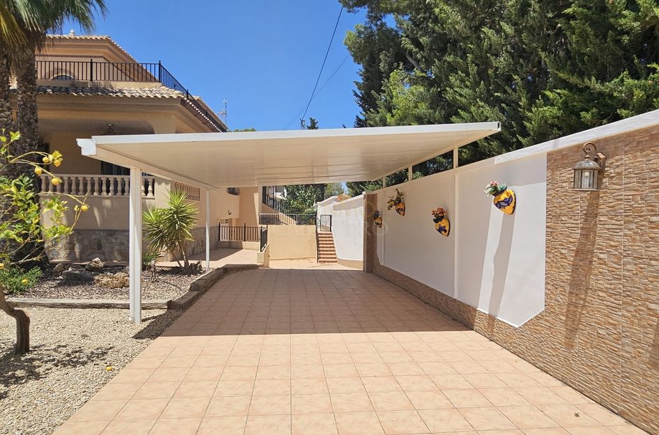 Villa in Pilar de la Horadada