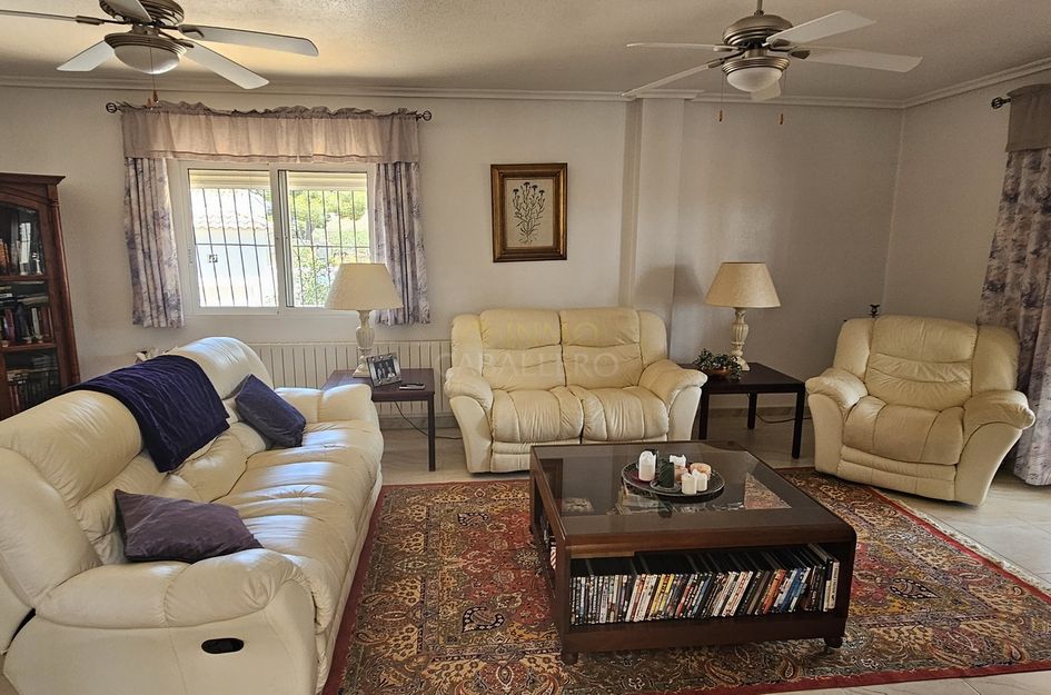 Villa in Pilar de la Horadada