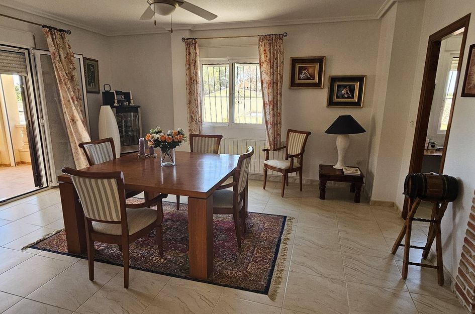 Villa in Pilar de la Horadada