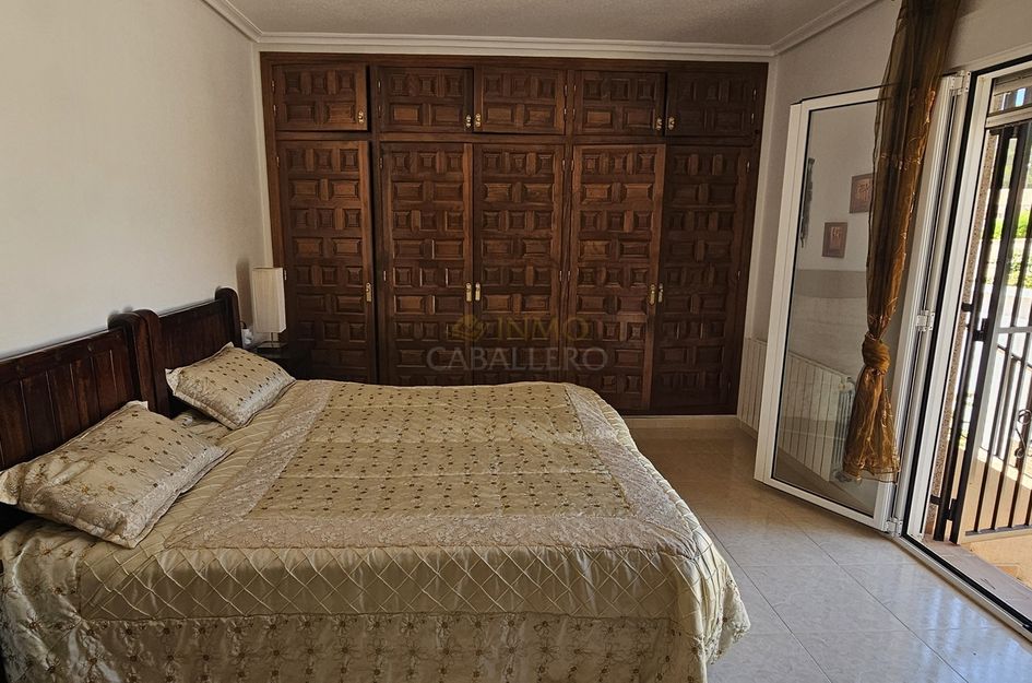 Villa in Pilar de la Horadada