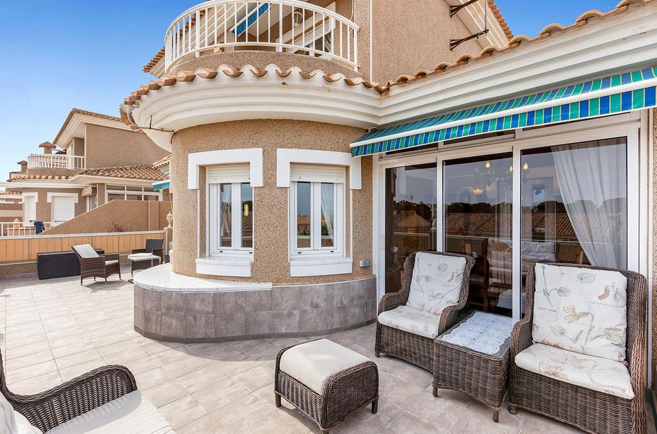 Villa in Punta Prima