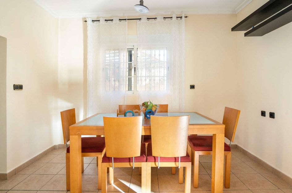 Huis in Los Almendros