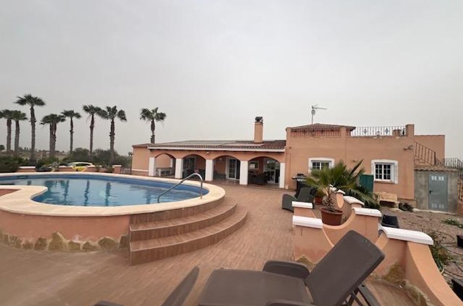 Finca in Dolores