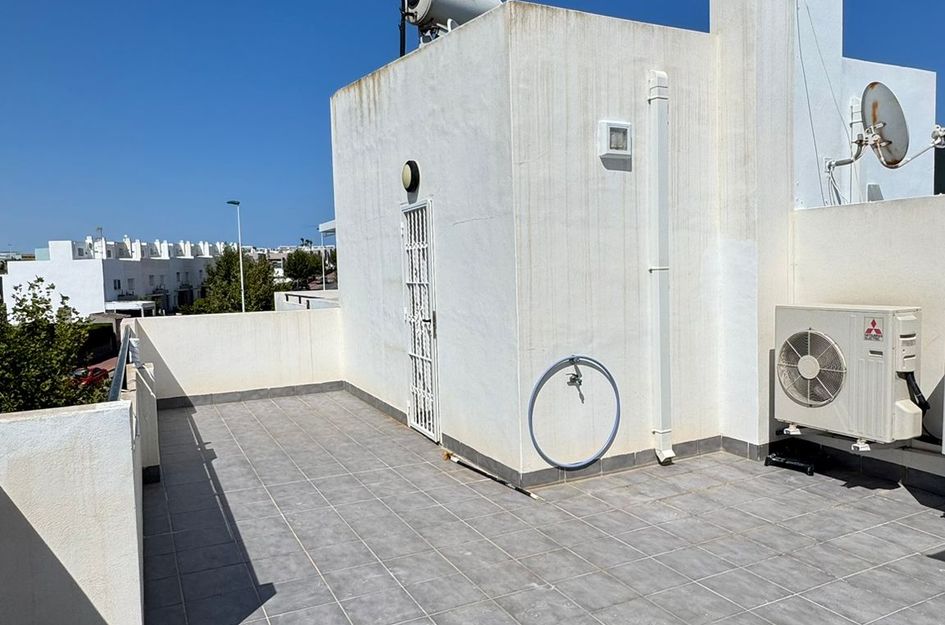 Halfvrijstaand in Torrevieja