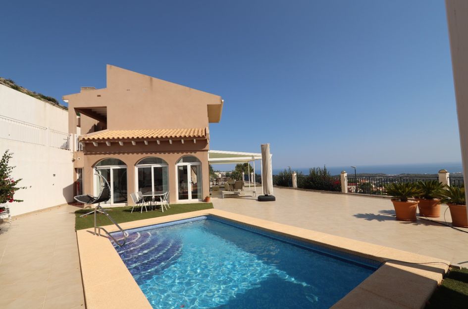 Villa in Altea Hills