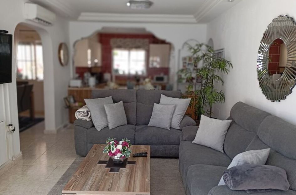 Villa in Villamartin