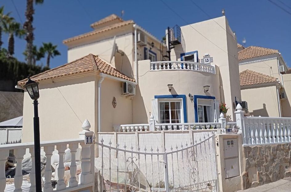 Villa in Villamartin