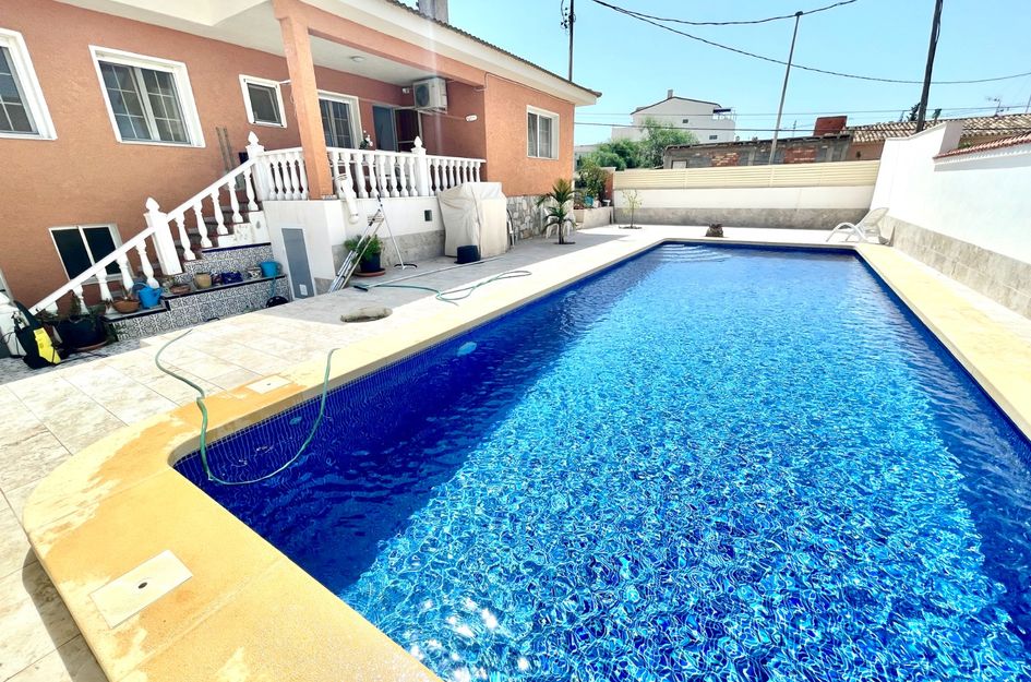 Villa in Benijófar