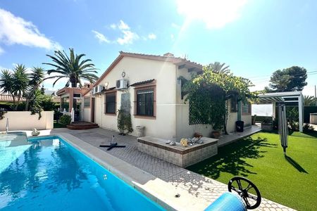 Villa in Cabo Roig