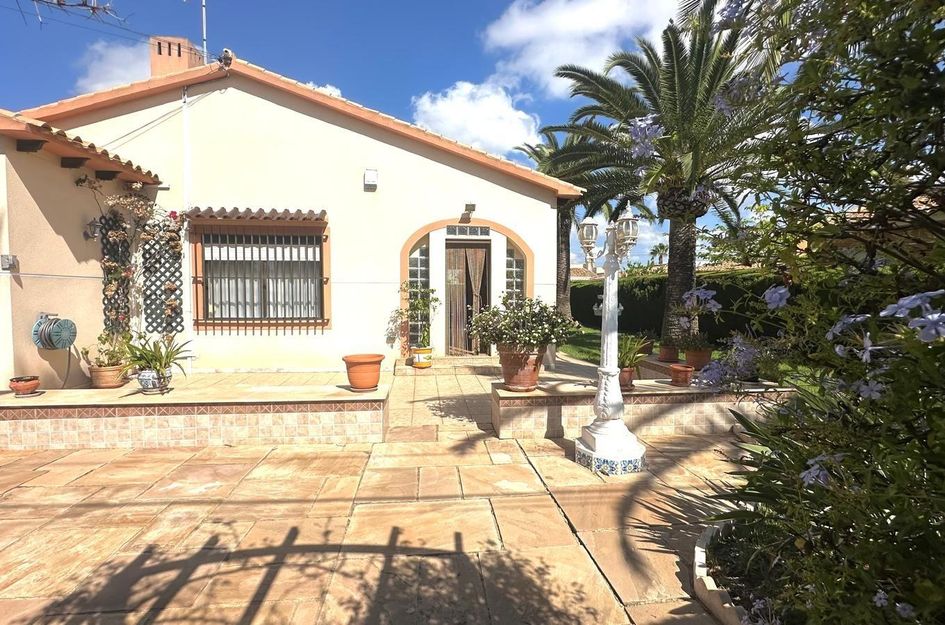Villa in Cabo Roig