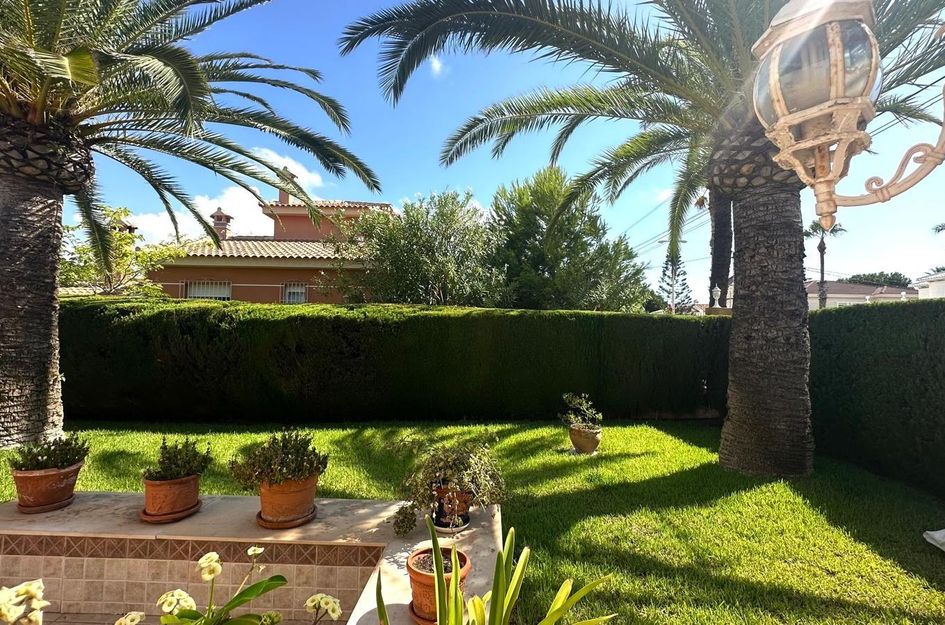 Villa in Cabo Roig