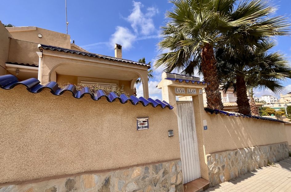 Villa in La Zenia