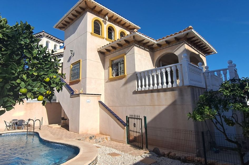 Villa in La Zenia
