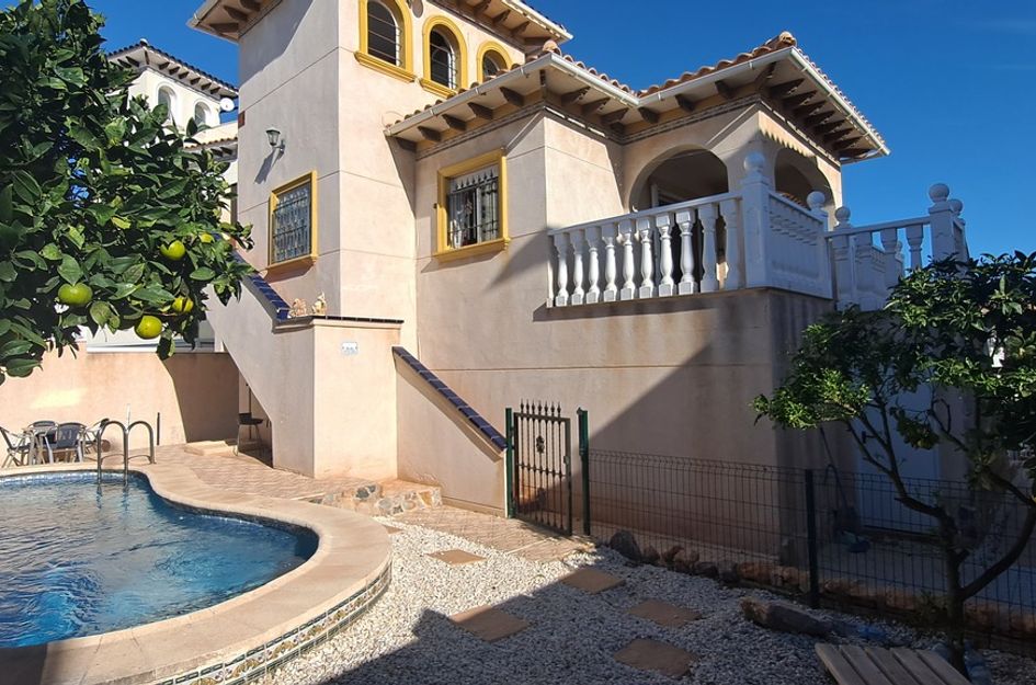 Villa in La Zenia