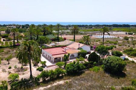 Finca in La Marina