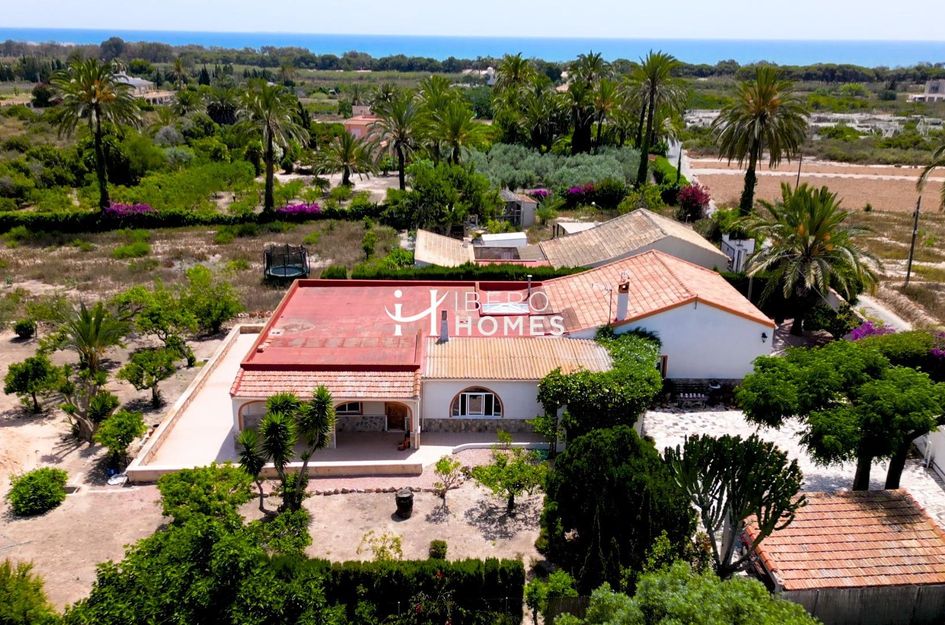 Finca in La Marina