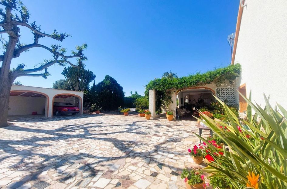 Finca in La Marina