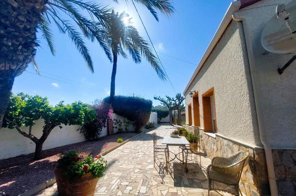 Finca in La Marina