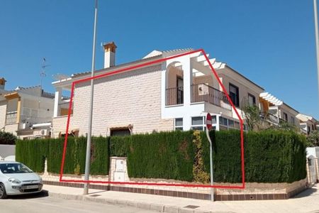 Villa in Torre de la Horadada