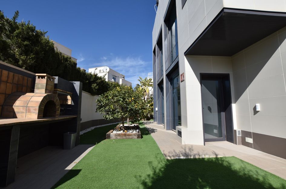 Villa in San Miguel de Salinas