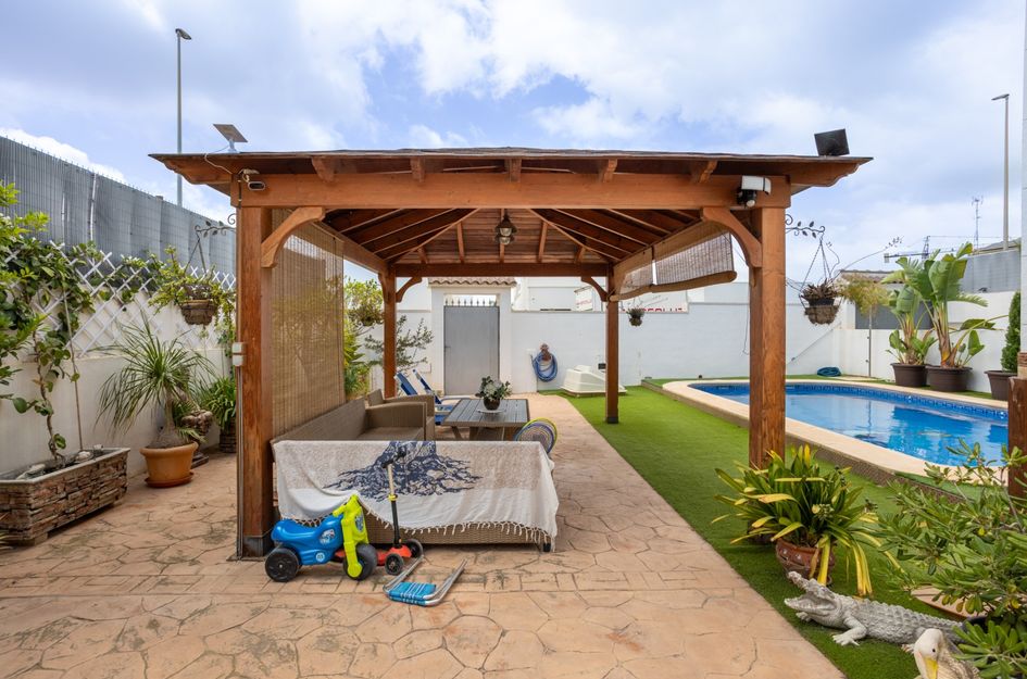 Villa in La Herrada