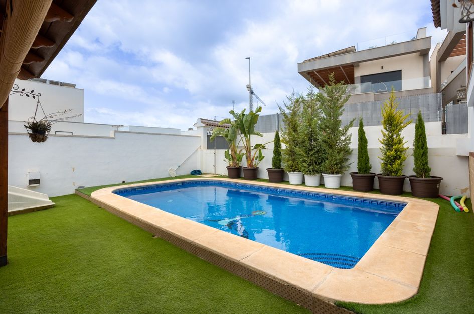 Villa in La Herrada