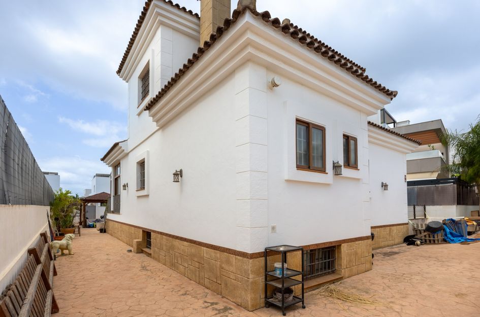 Villa in La Herrada