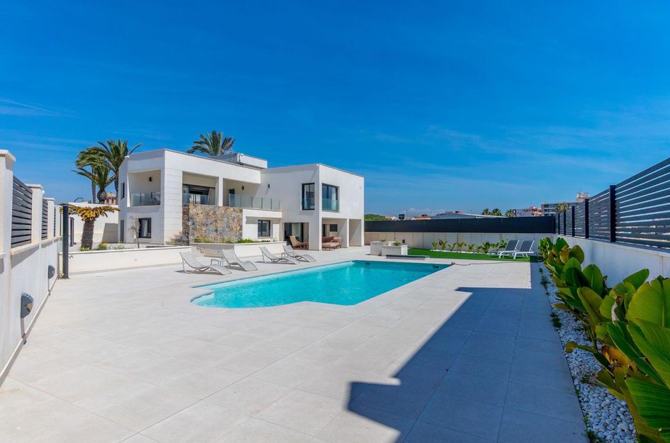 Villa in Torrevieja