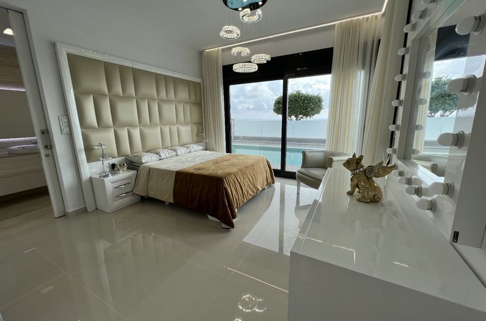 Villa in San Miguel de Salinas