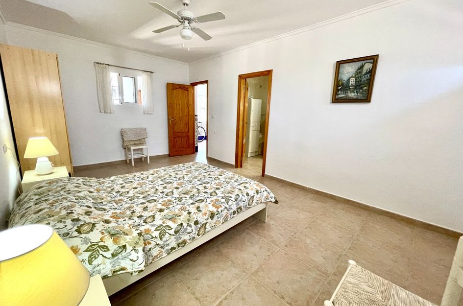 Villa in Daya Nueva