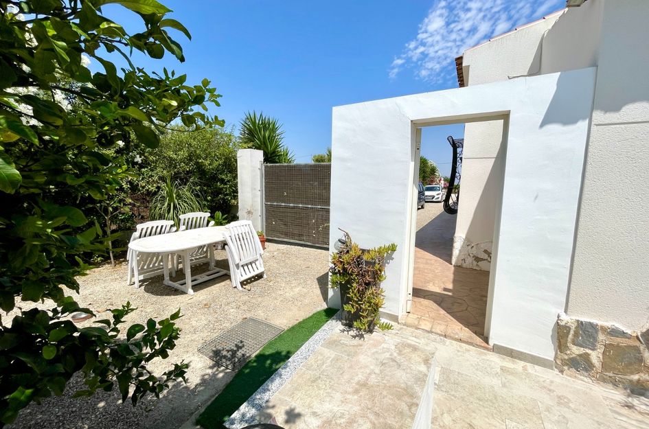 Villa in Daya Nueva