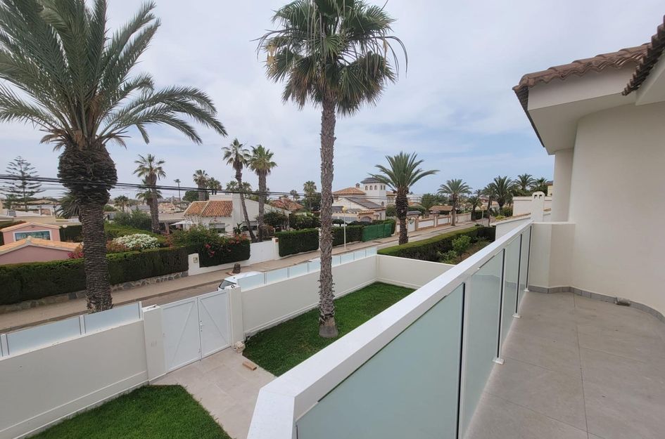 Villa in Cabo Roig