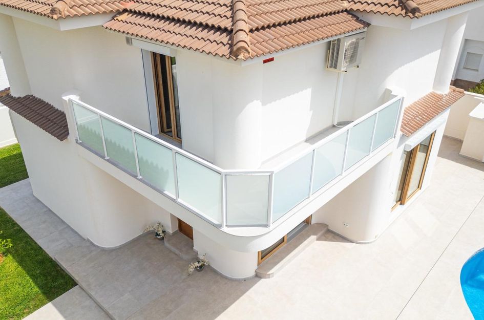 Villa in Cabo Roig