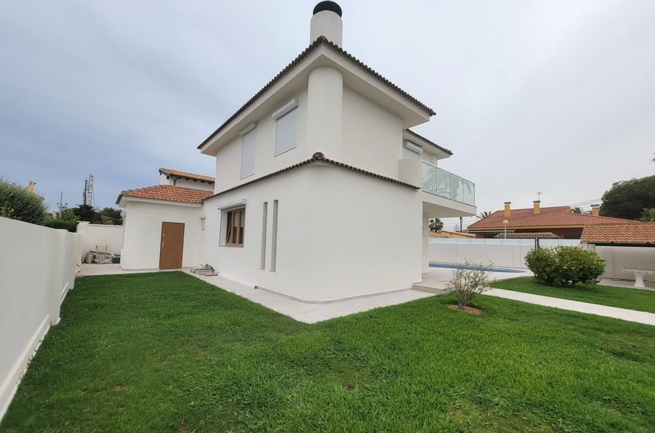 Villa in Cabo Roig