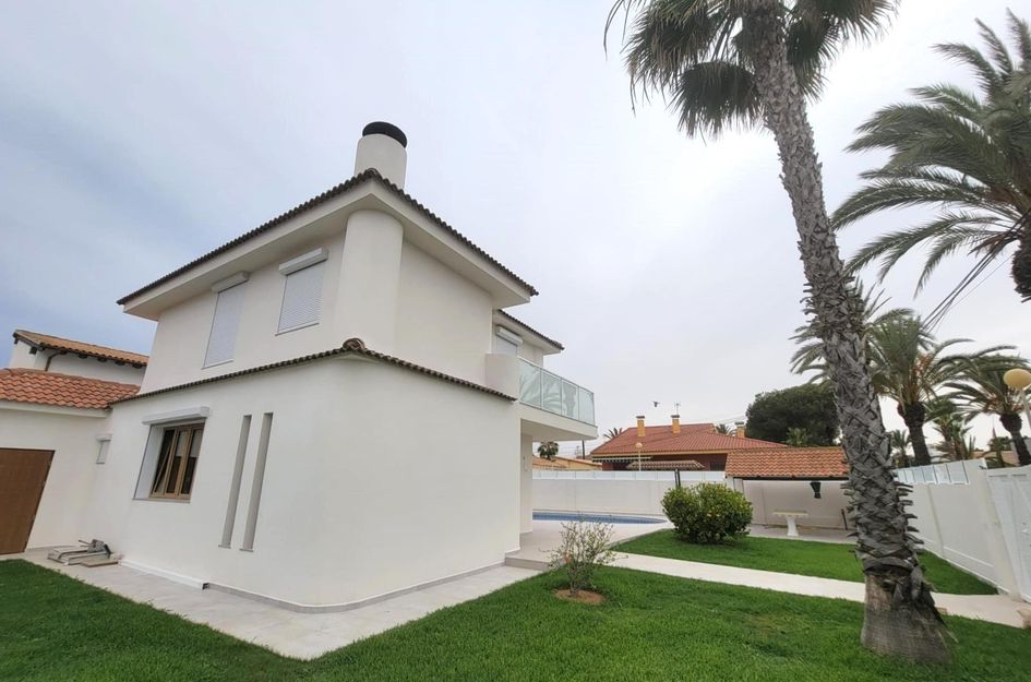 Villa in Cabo Roig