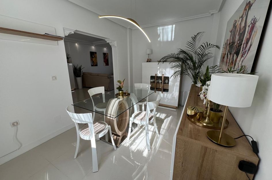 Villa in Castillo de Montemar