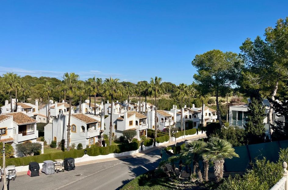 Villa in Villamartin