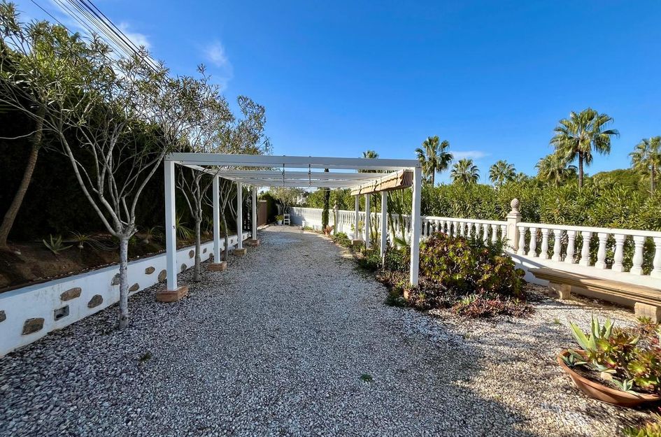 Villa in Villamartin