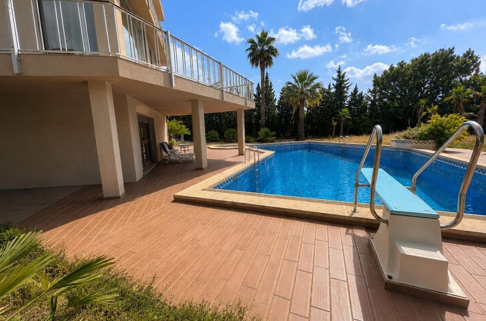 Villa in Quesada