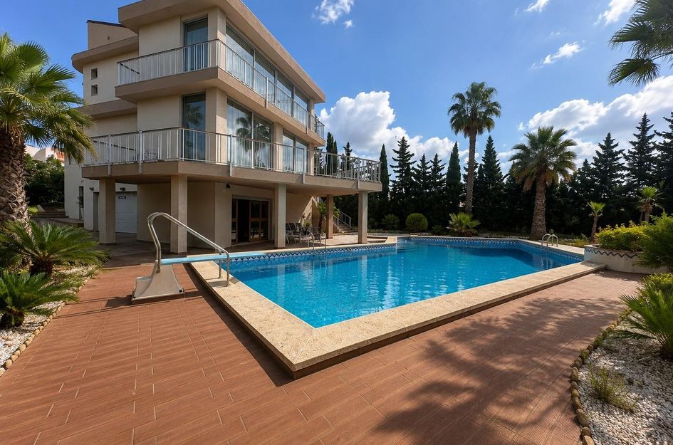 Villa in Quesada