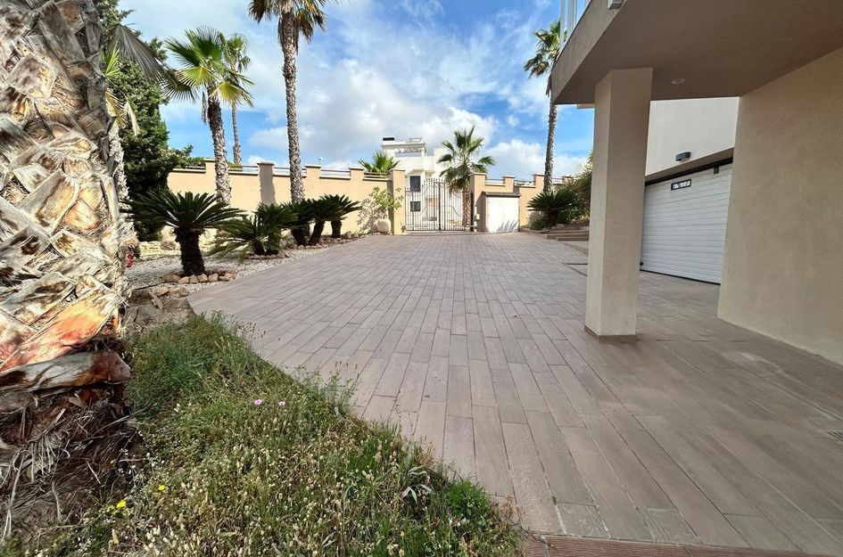 Villa in Quesada