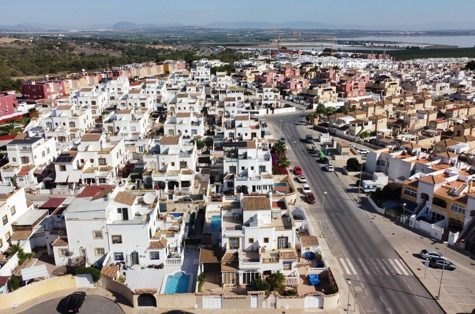 Halfvrijstaand in Torrevieja