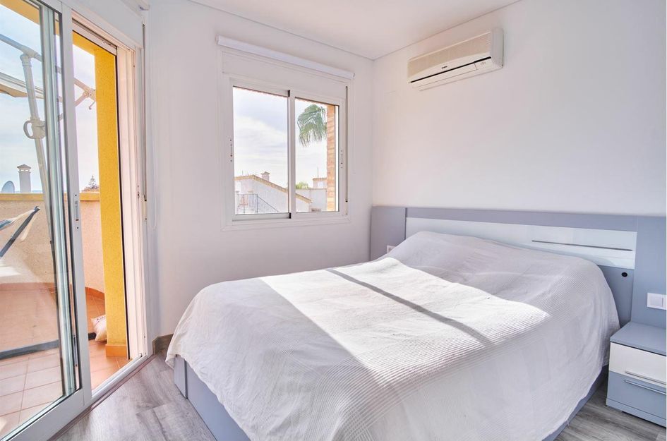 Villa in Los Montesinos